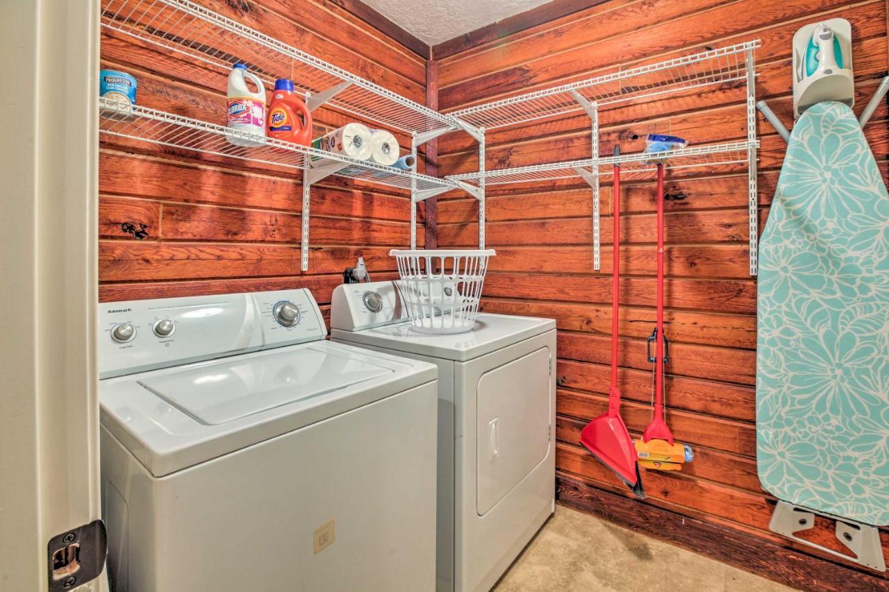 Spacious Kemah Clear Lake Home With Porch And Fire Pit Екстер'єр фото